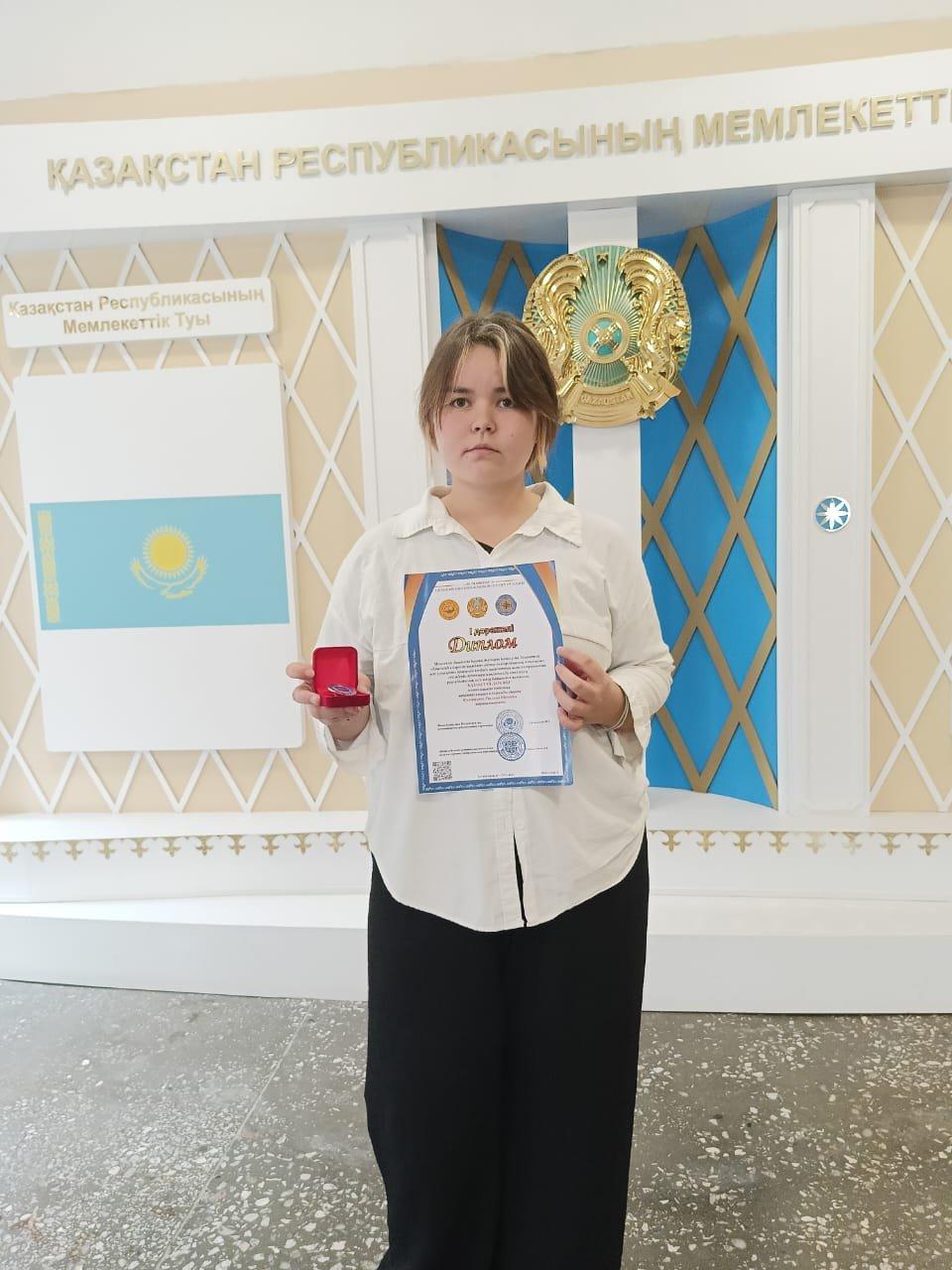 Оқушыларымыз үздіктер қатарында