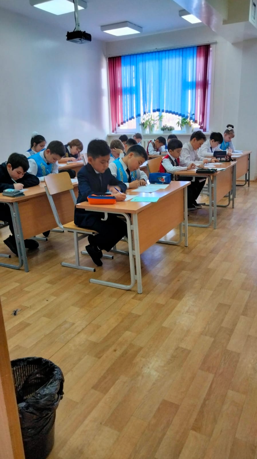 Бастауыш мектептің онкүндігінің ашылуы  Декада начальной школы