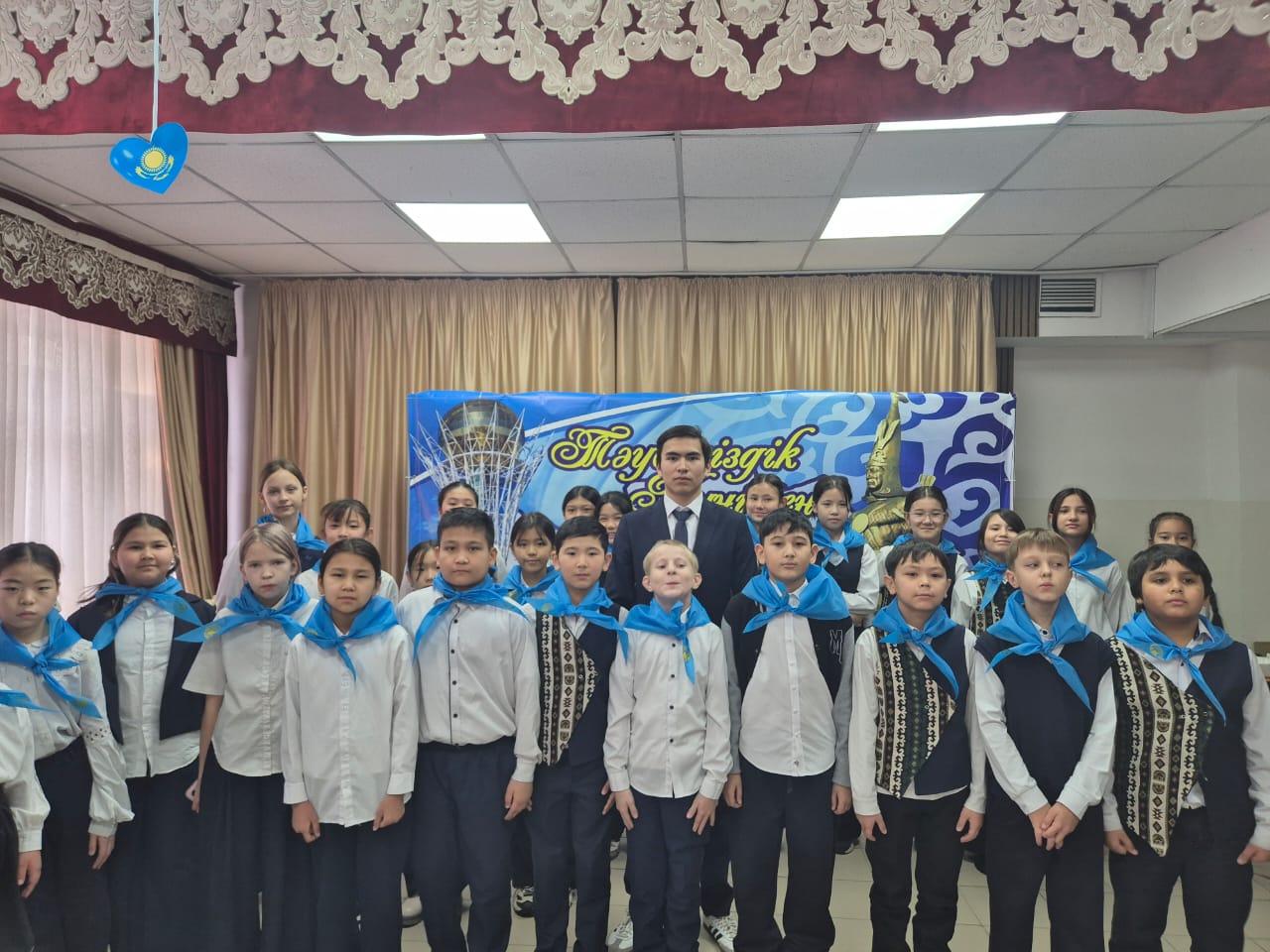 5-сынып оқушыларын "Жас Ұлан"балалар-жасөспірімдер ұйымының қатарына қабылдау